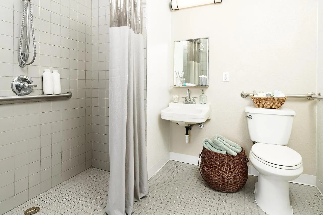 Intown Suites Extended Stay Columbus Oh - North